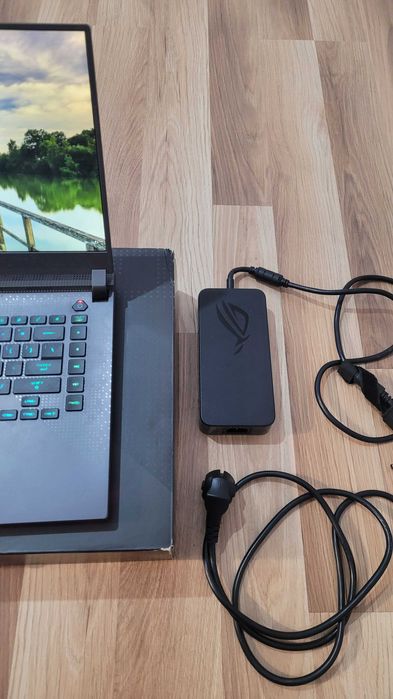 Laptop Asus Rog Strix G15 RTX 3070TI Ryzen 9 32Gb 1TB SSD 240Hz