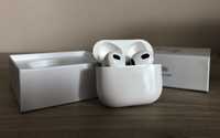 Air Pods generatia 3