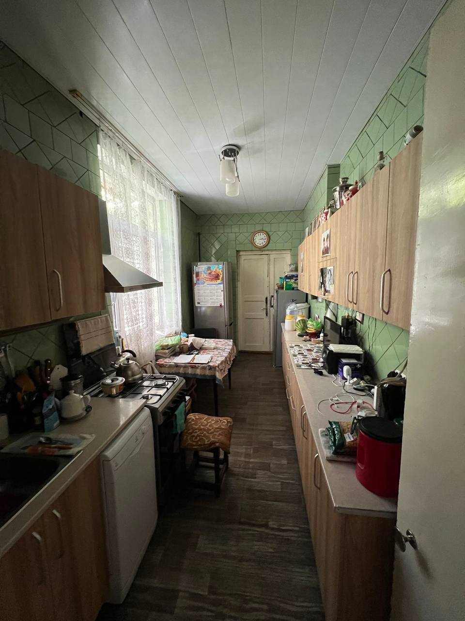 Волгоградская 4.5 сотки , дом 324м2 , продается участок