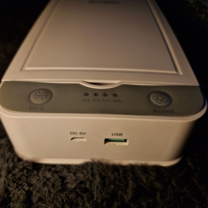 Sterilizator pe marime univerala de telefon