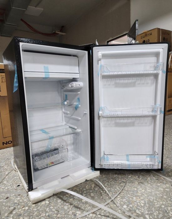 Мини холодильник Beston скидка 50% со ссклада даставка  бесплатно