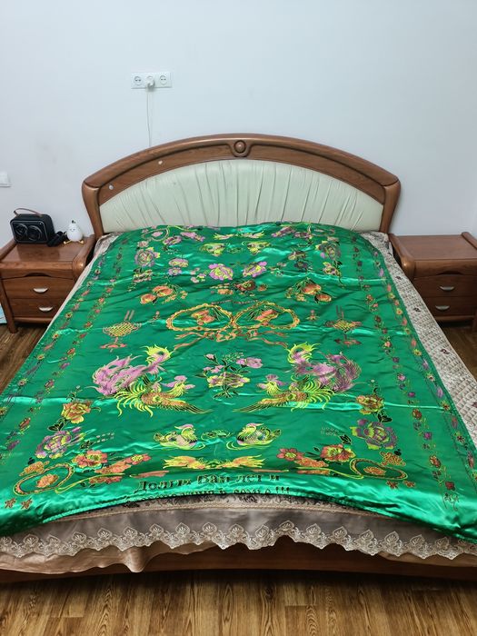 Продам покрывало, сшитое вручную