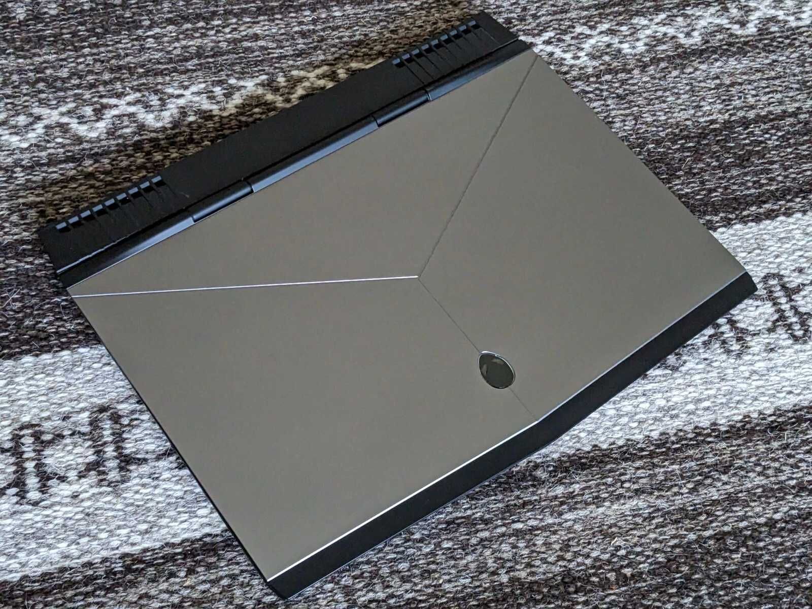 Vand laptop ALIENWARE 13 R3, Intel Core i7-6700HQ