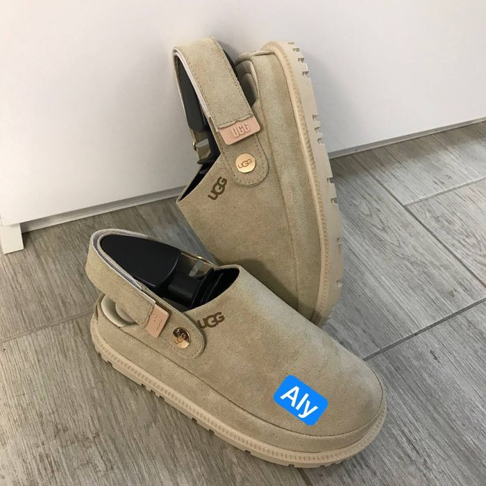 Vând UGG-uri dama