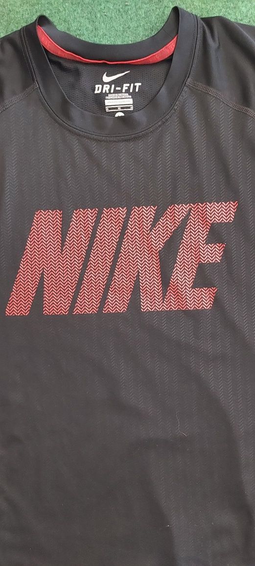 Тениски на Найк - Nike