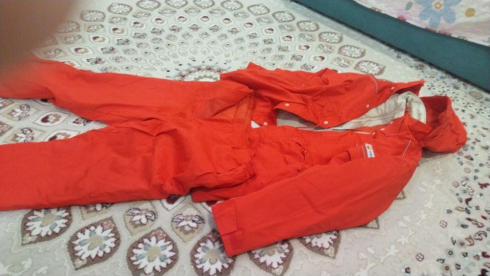 Продам зимнюю. спецовку, сапоги