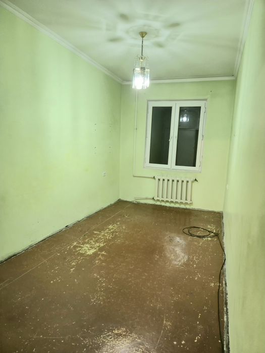 Срочно продам  свою по линие метро