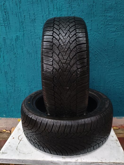 Зимний шины бу пара 225/45/17 в отличном состоянии