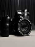 Фотоаппарат sony dsc h200 y2k