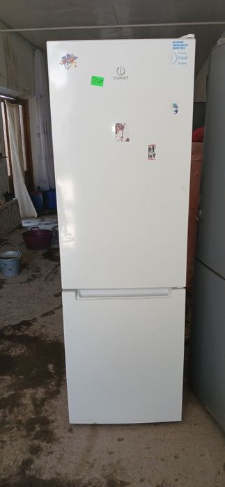 Indesit xolodelnik beko