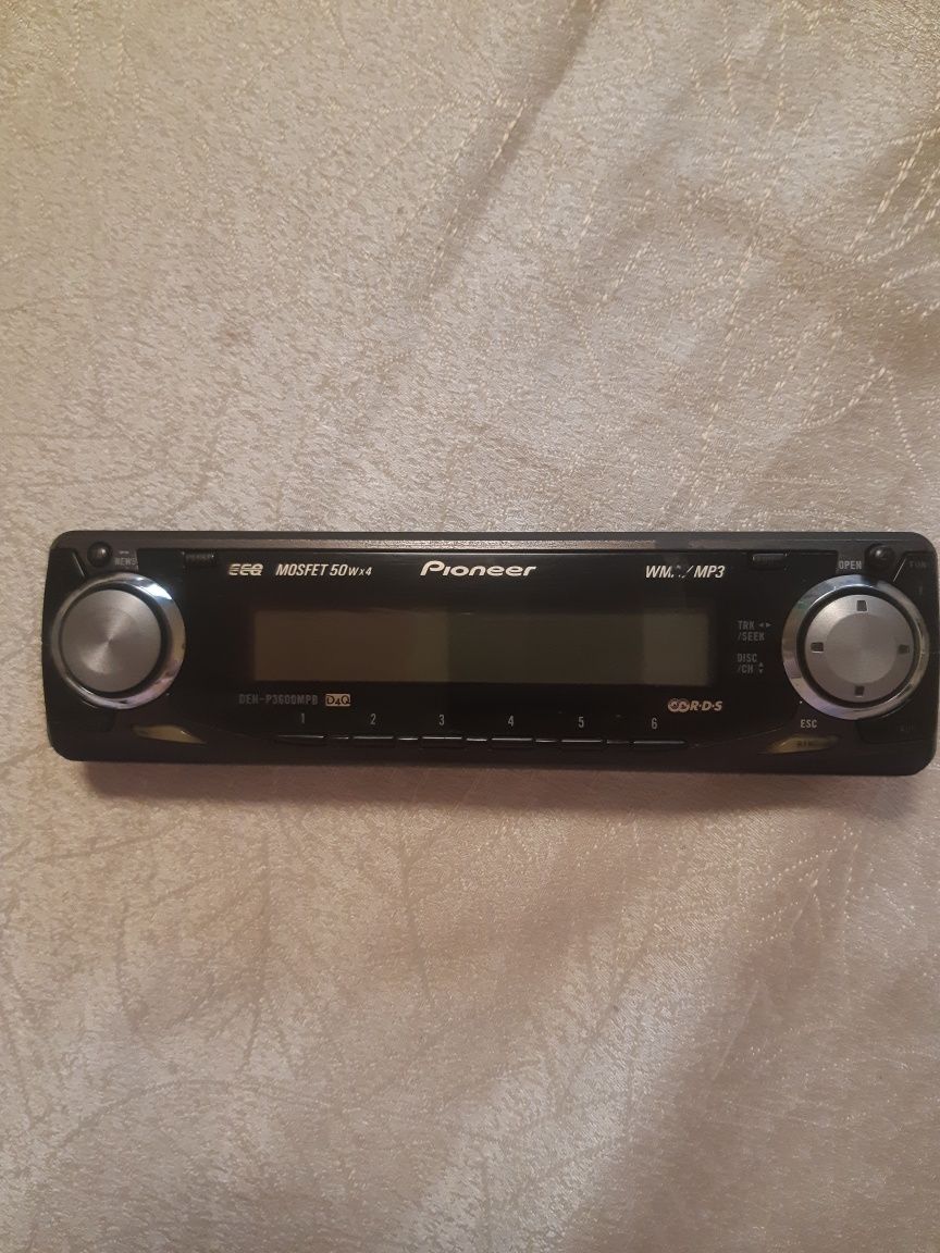 Pioneer CD player