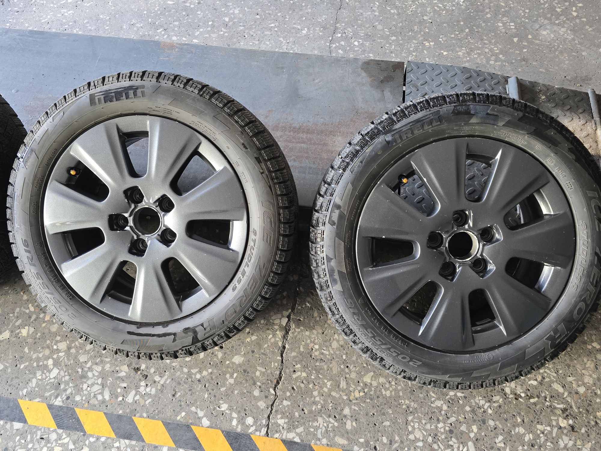 Диски R16 БЕЗ ШИН AUDI (Vag)