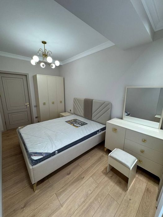 Продаётся м. Горького 3 комнатная квартира 
в Новостройке