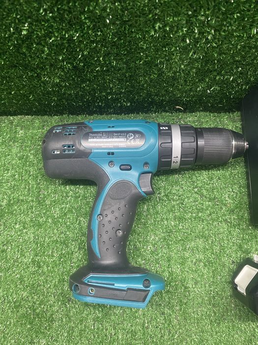 Ударен винтоверт Makita DHP453