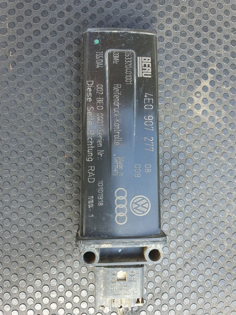 Senzor presiune roti Audi a8 d3 4.2 benzina cod: 4e0907277