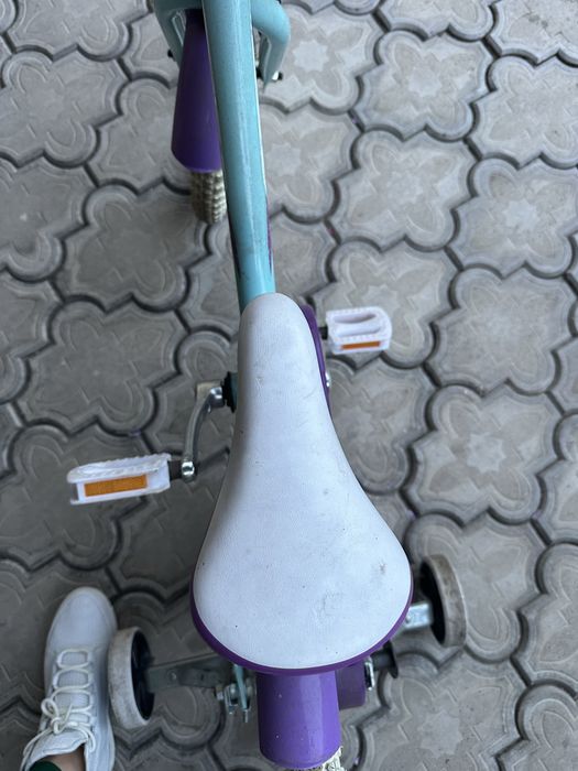 Bicicleta fete 4-6 ani pret fix