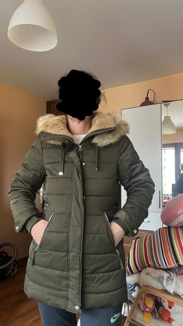 Дамско зимно яке ZARA