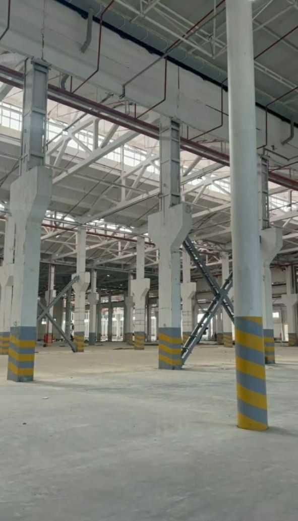Сдаётся в аренду 80 000 м². сухой склад. Делимый.