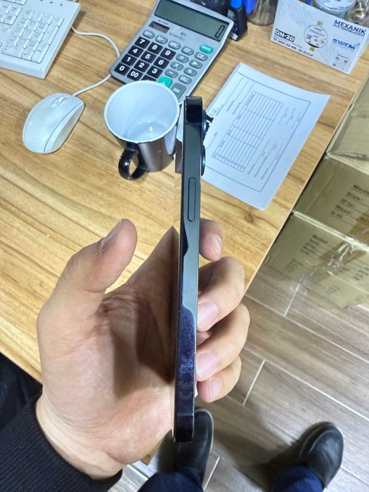iPhone 12 Pro, ideal, karobka dakument bor