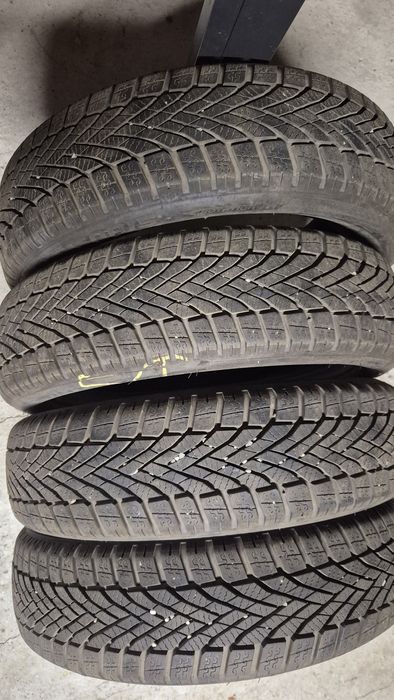 Vând cauciucuri AIXAM de iarnă pe 15