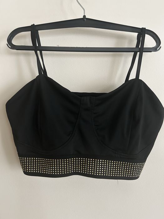 Топ кроп от еластична материя