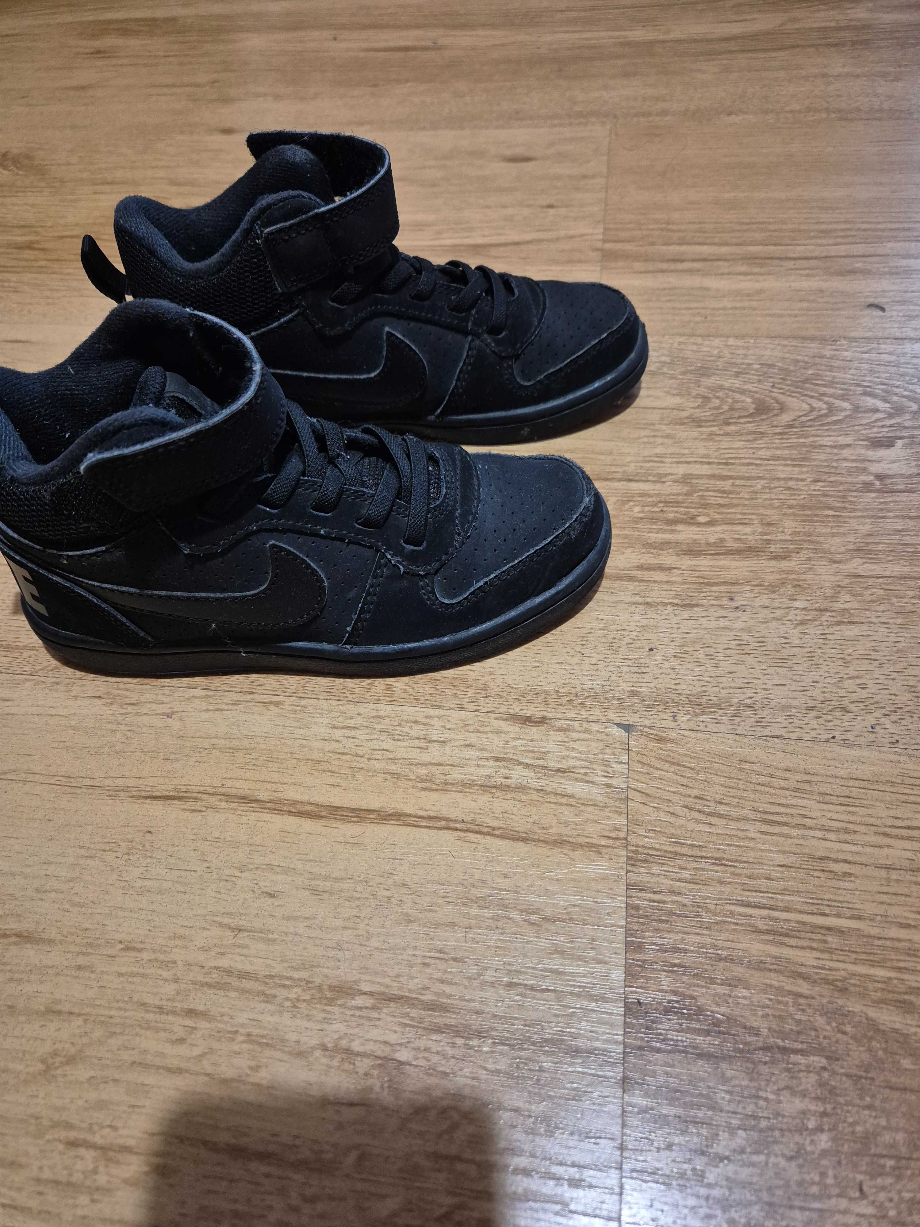 Оригинални маратонки Nike