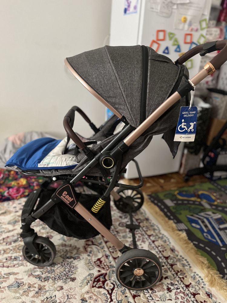Коляска прогулочная Ining baby