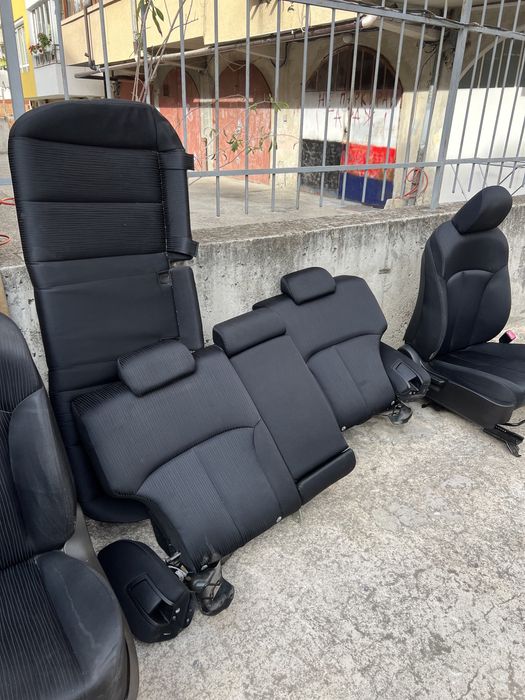 Салон Субару легаси