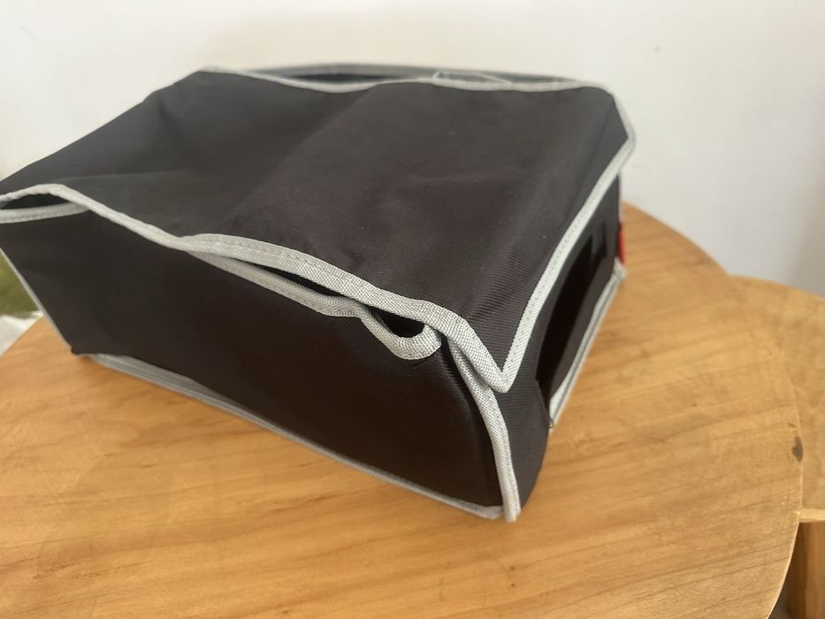 Organizator masina