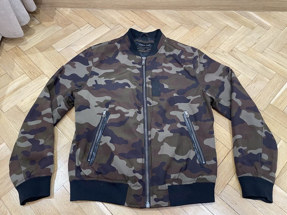 Камуфлажно мъжо яке Zara