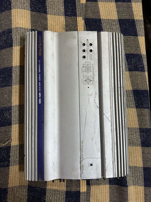 Мощный усилитель 2-х канальный Alpine MRV-1005