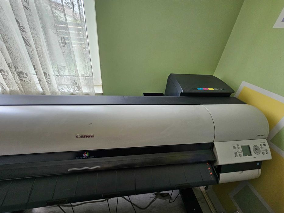 Plotter Canon iPF815