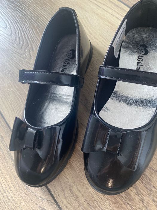 Официални обувки с панделка