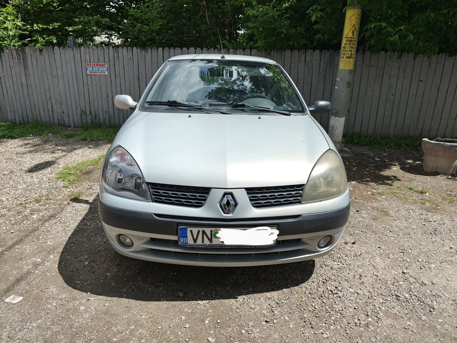 Renault Symbol 2003