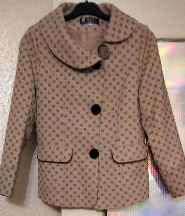 Пиджак женский 46