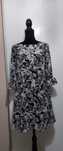 Rochie vaporoasa alb negru imprimeu floral spate stil corset Fracomina