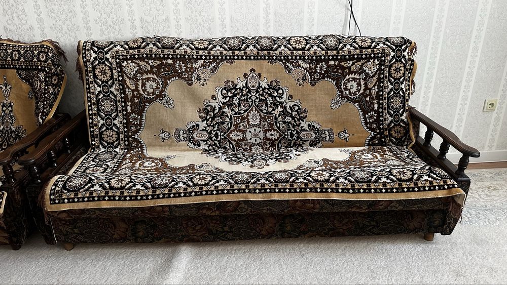 Продается Диван 2 метра