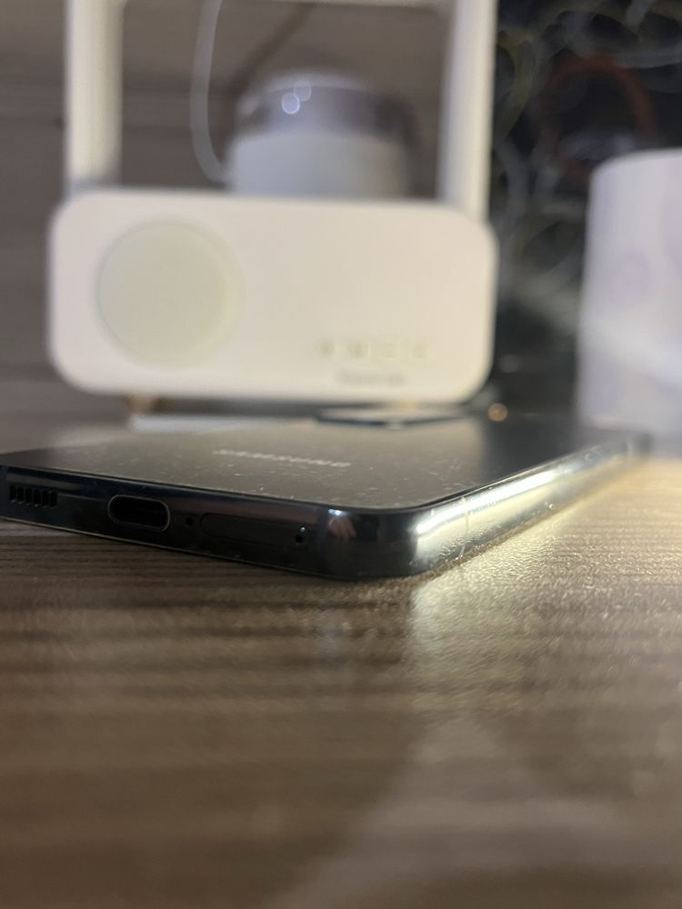 Samsung S22 128GB Светлозелено