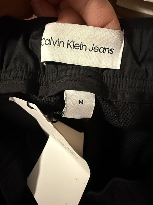 Calvin Klein 7-8 мъжки панталони размер M