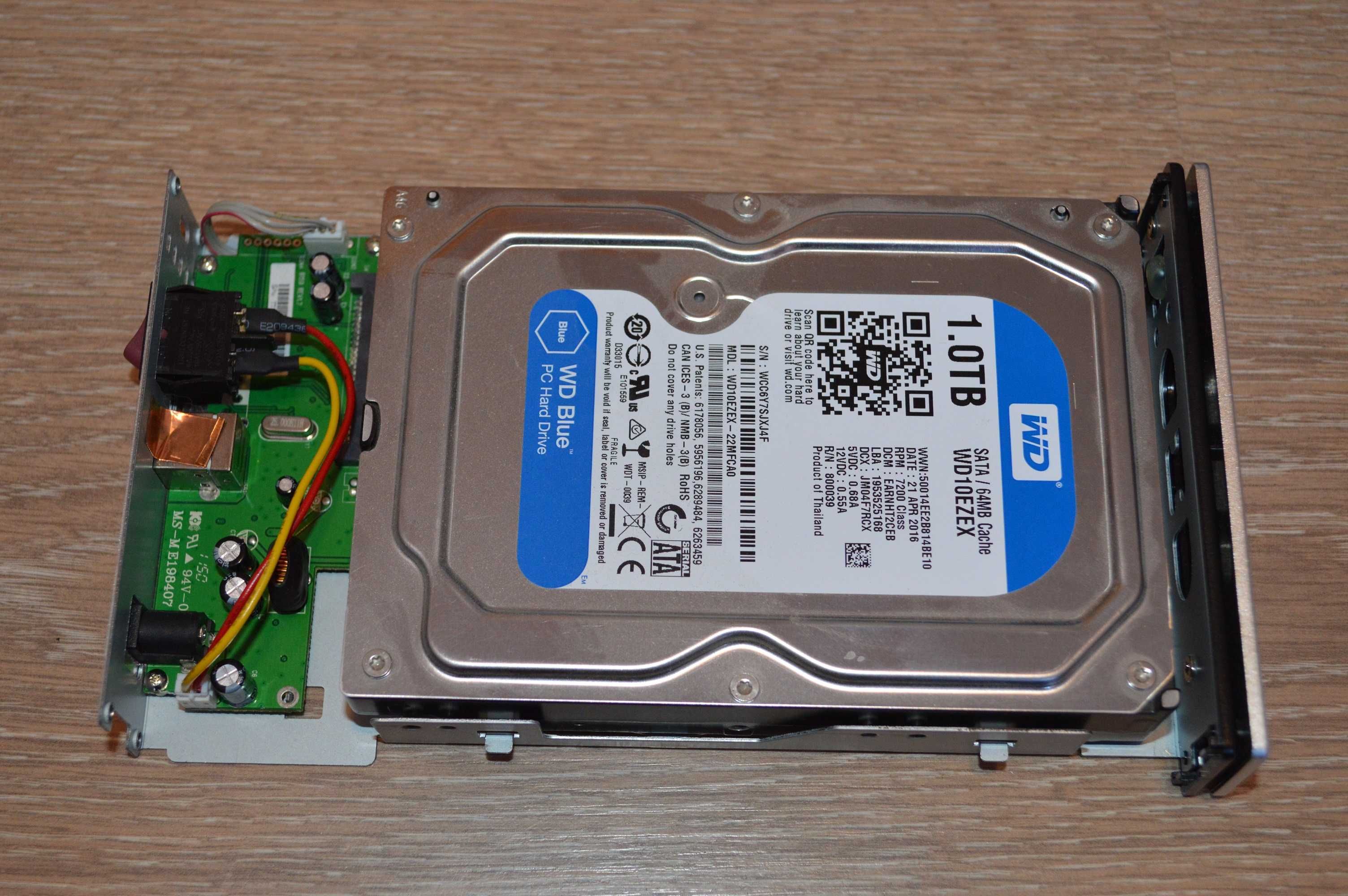 Hard disk extern 3.5" Toshiba StorE Alu, 1TB, USB 2.0, S-ATA III