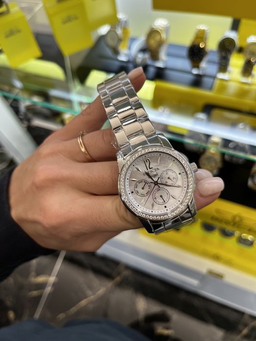 Дамски часовник Invicta Angel