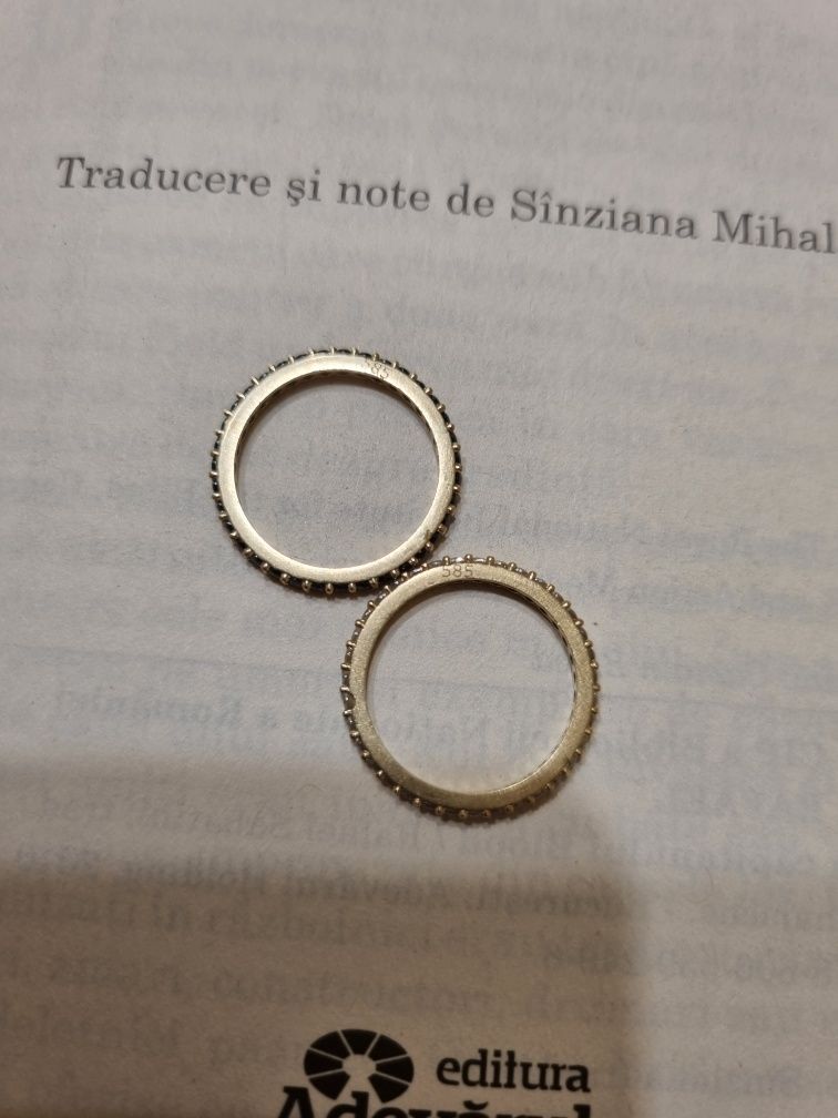 Vând inel din aur,14k,cu pietricele zirconiu, tip verigheta
