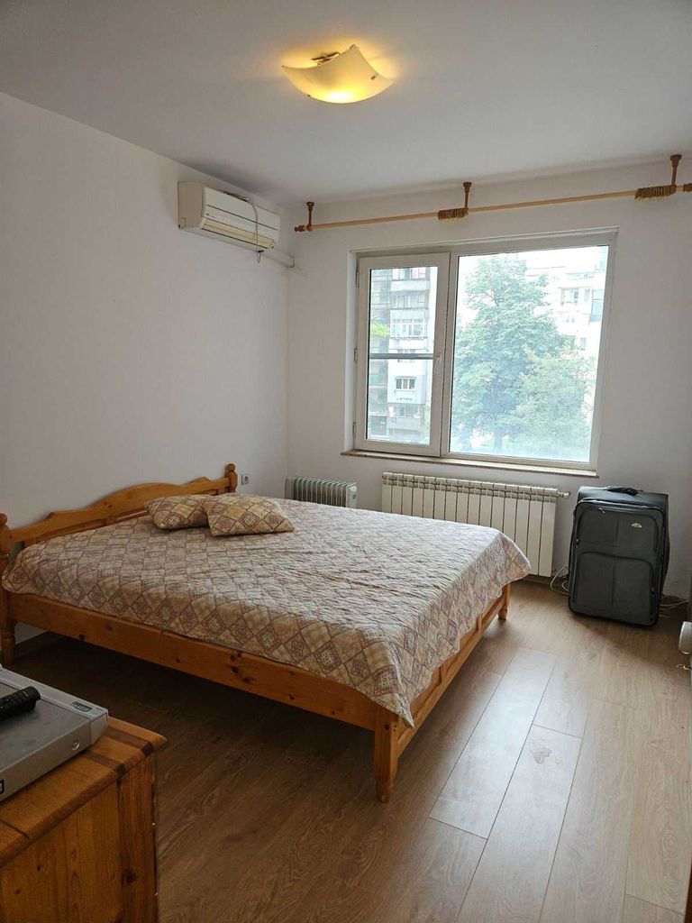 Продава се Двустаен апартамент в Русе, Възраждане - 80 кв.м за 1600 €/кв.м - Снимка #18