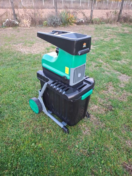 Tocător crengi  / ramuri