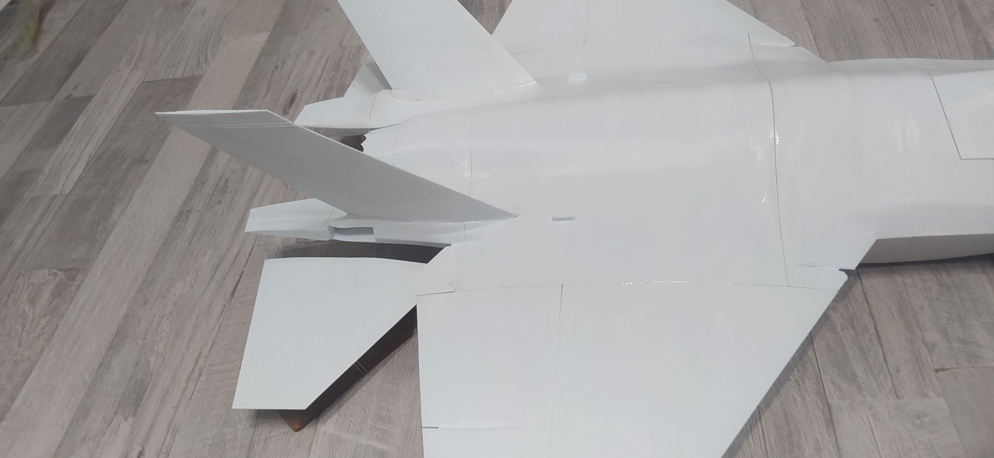 Самолёт Истребитель F-35B  сборочная модель.