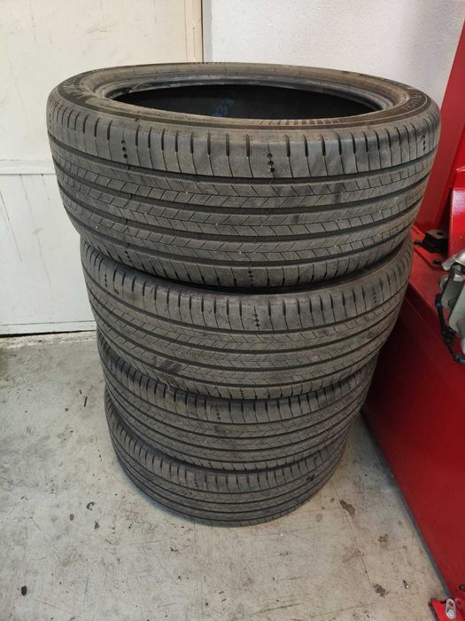 Vând 4 anvelope Michelin Primacy 2 – 225/45 R19 – VARĂ, DOT: 2025