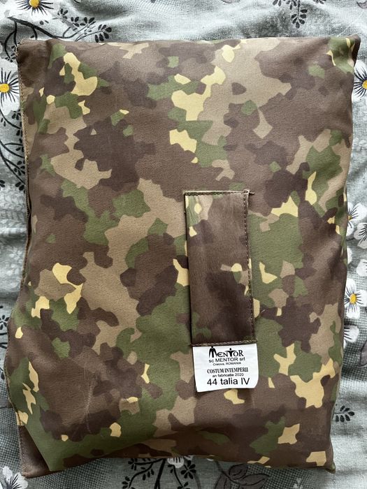 Ținută militară si bocanci de iarna