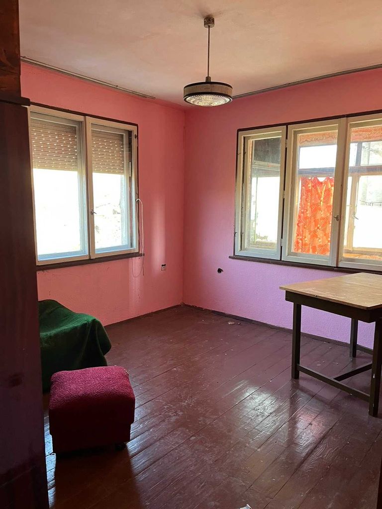 Продава се Къща в Дупница - 68 кв.м за 825 €/кв.м - Снимка #3