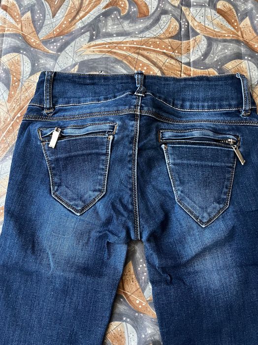 дънки с ниска талия