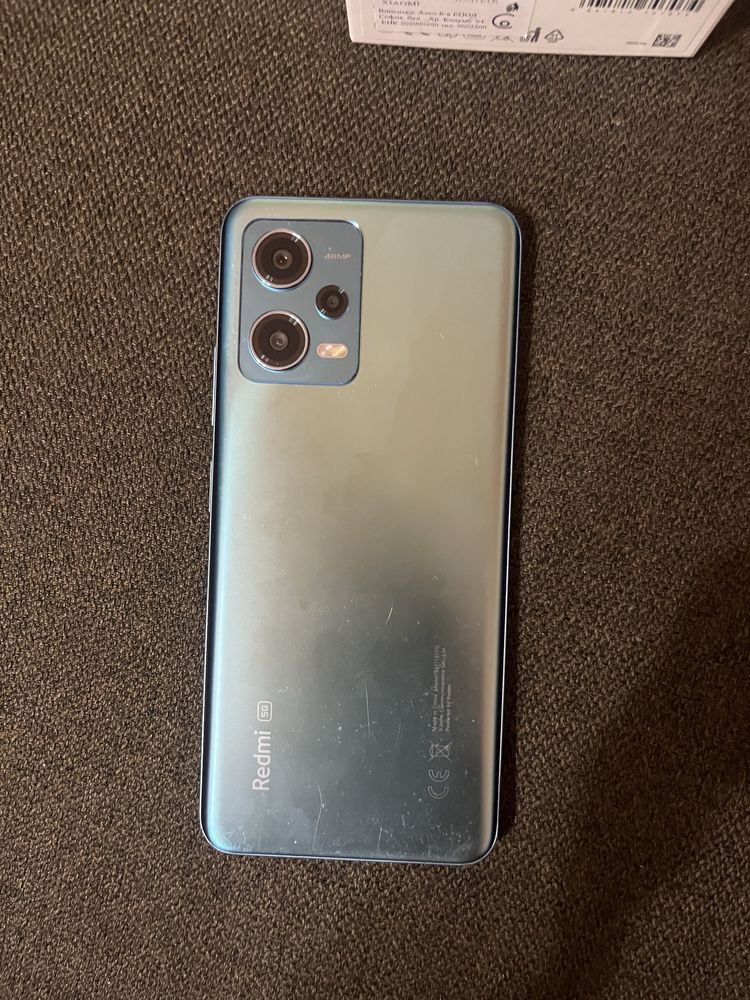 Телефон Redmi Note12